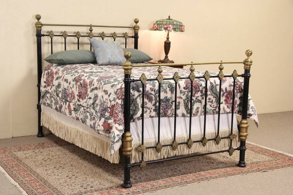 mattress that fit an antquie iron bed frame