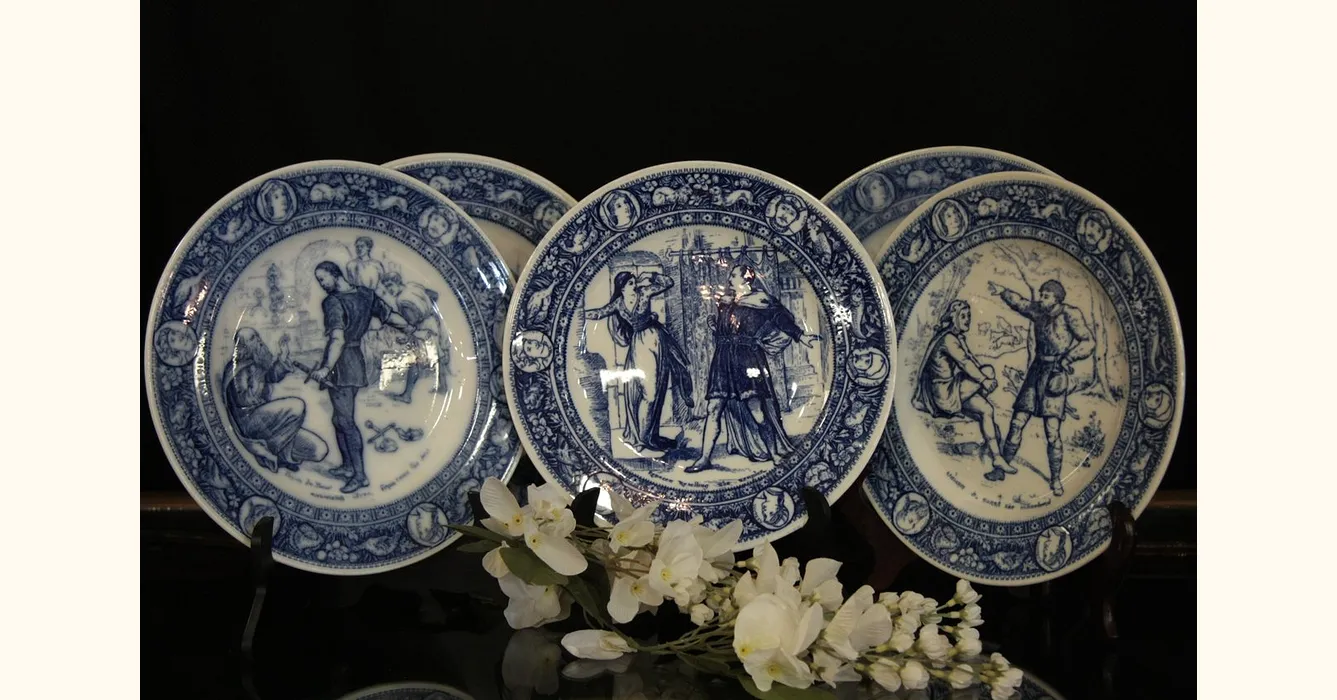 Five Flow Blue Wedgwood Ivanhoe Plates