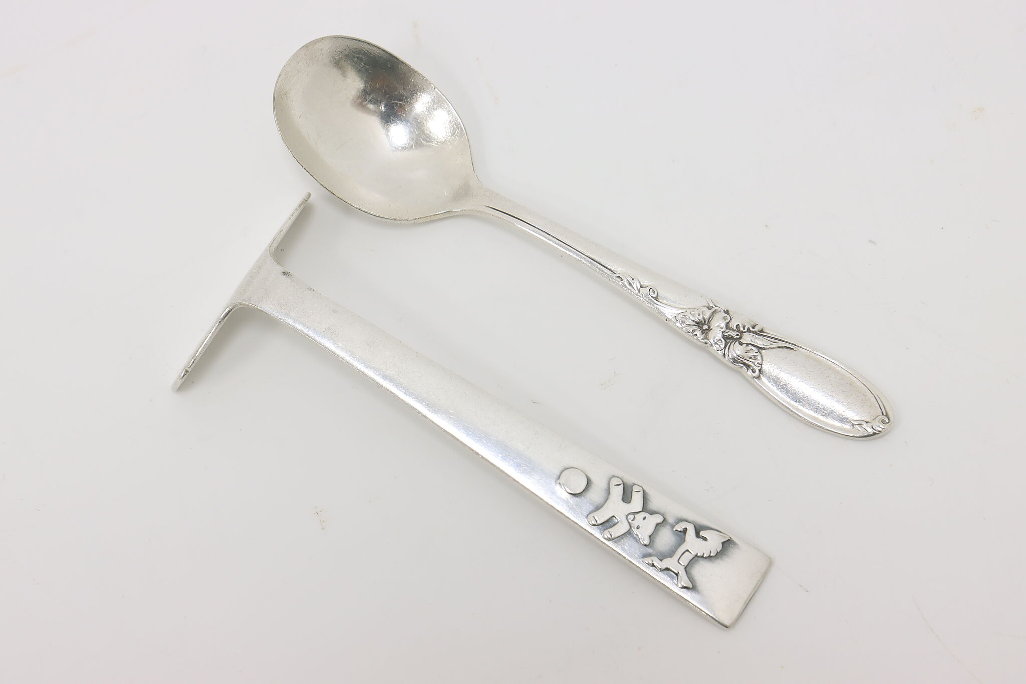 Vintage Set of Silver Plated Baby Spoon and Food Pusher Boxed 