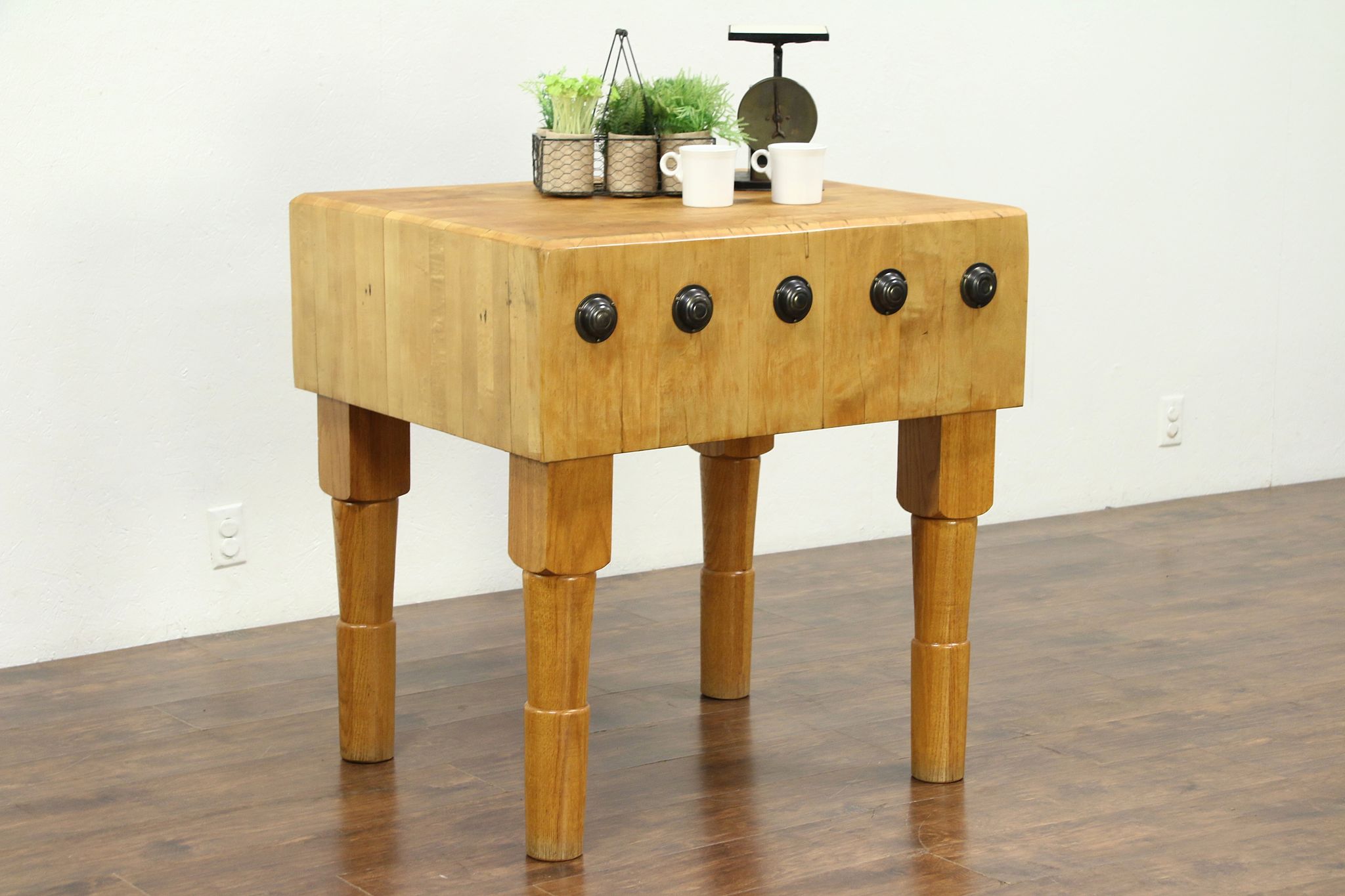 kitchen chopping table