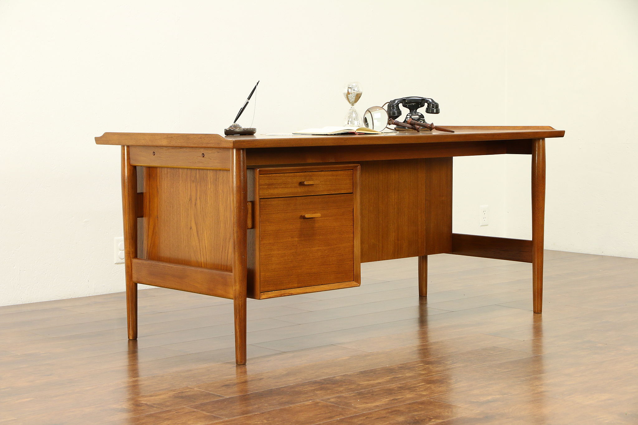 Arne Vodder for Sibast Mid Century Danish Rosewood Executive Desk Chair, Mid Century Modern Furniture