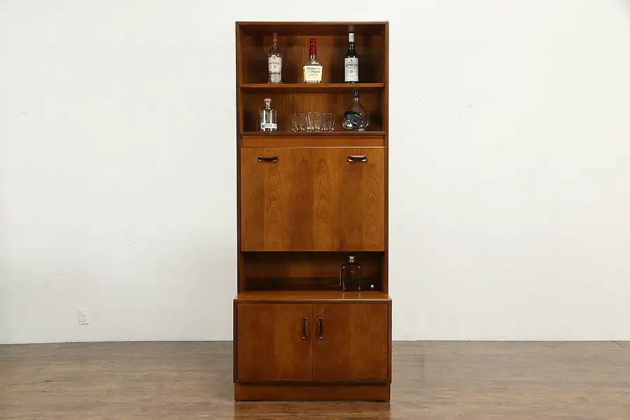 Main image of Midcentury Modern Teak 1960 Vintage Bar Cabinet or Server, GPlan