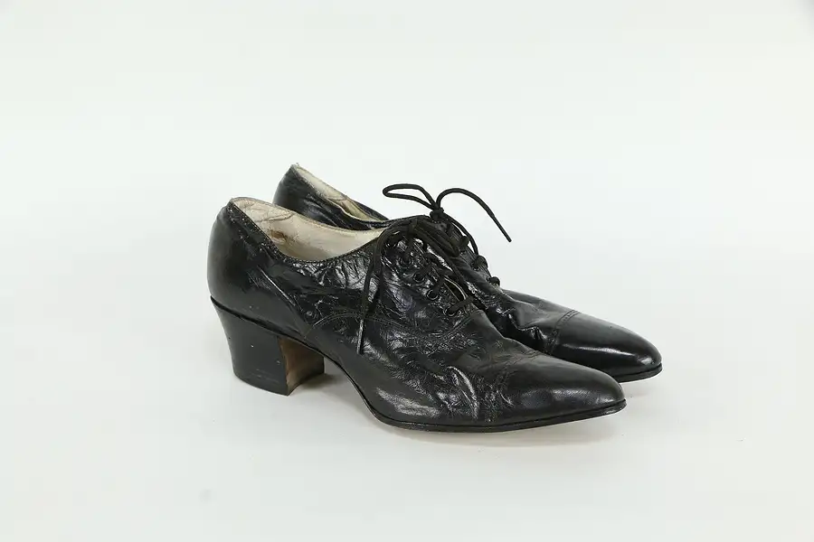 Main image of Lady's Antique 1920 Shoes, Never Worn, Mayer Milwaukee