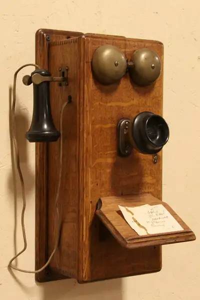 Main image of Oak Crank 1900 Antique Wall Telephone w/Generator