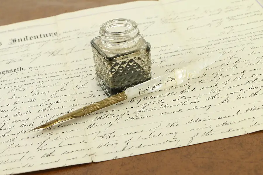 Main image of Victorian Pearl & Gold Antique Ink Pen, Port Arthur TX