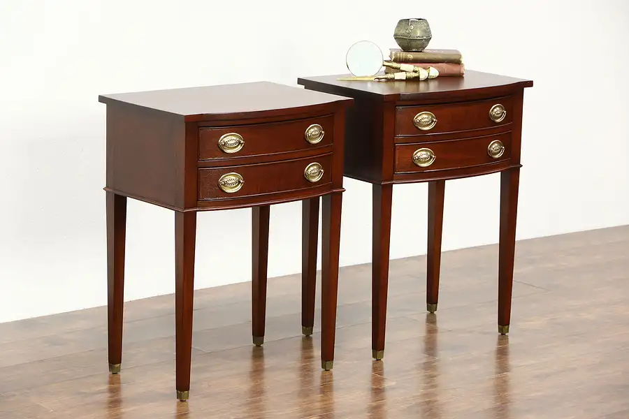 Main image of Pair of Traditional Federal Style Vintage End Tables or Nightstands