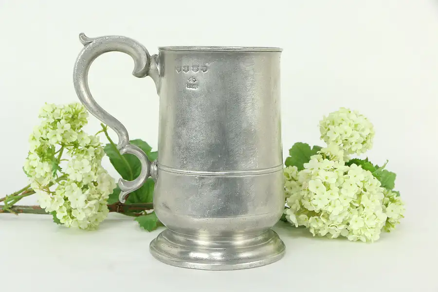 Main image of Victorian English Pewter Quart Mug or Tankard Royal Stamps Imperial B3