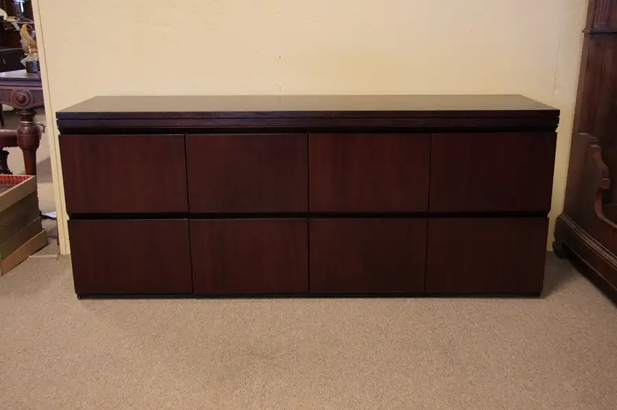 Main image of Executive 8 Drawer File cabinet, Mahogany