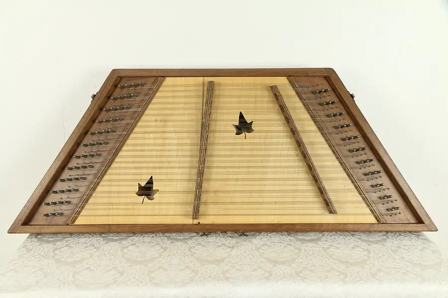 Main image of Hammered Dulcimer Vintage Musical Instrument, R. Peterson, Greenbrier, AR