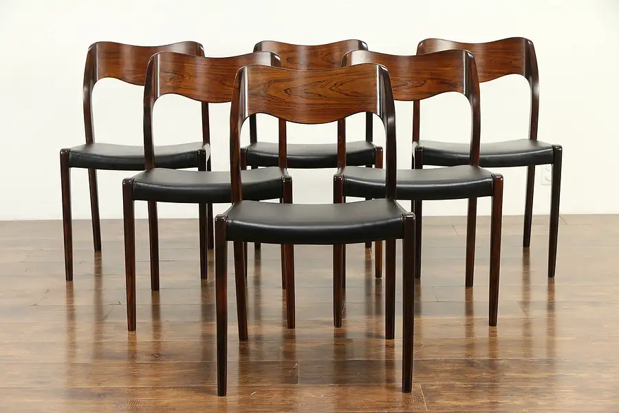 Main image of Set of 6 Midcentury Modern Danish Rosewood Dining Chairs, Moller