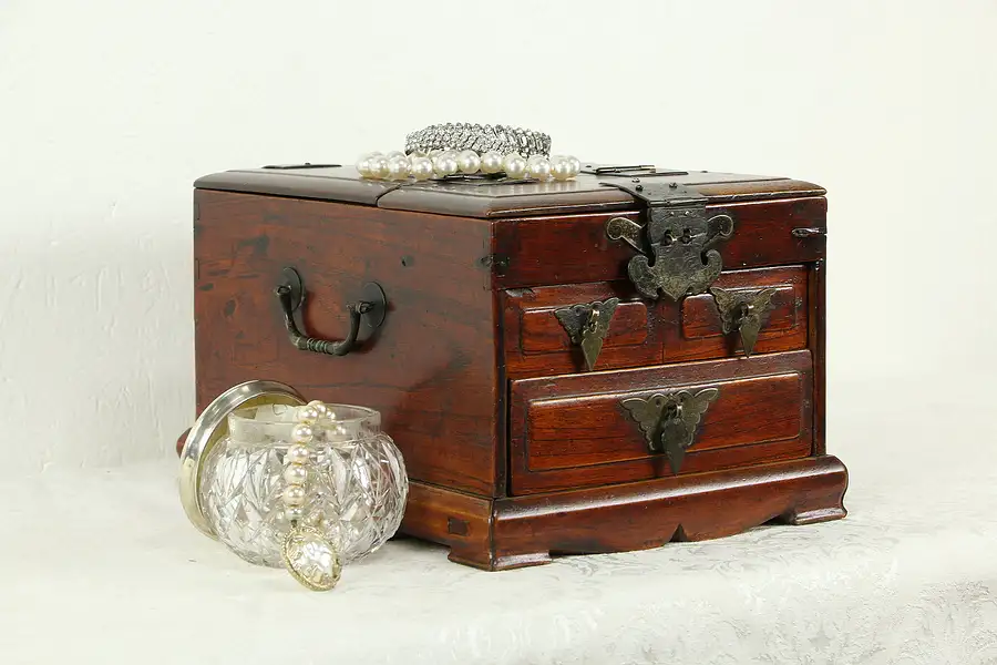 Main image of Jewelry Box Antique Chinese Dressing Case & Mirror