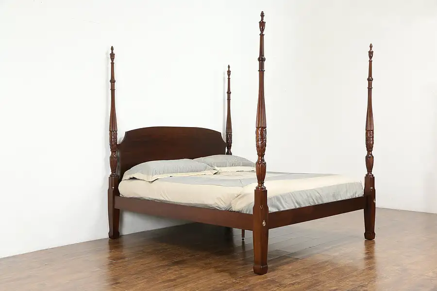 Main image of Traditional Mahogany King Size Vintage Rice Poster Bed, Wellington Hall