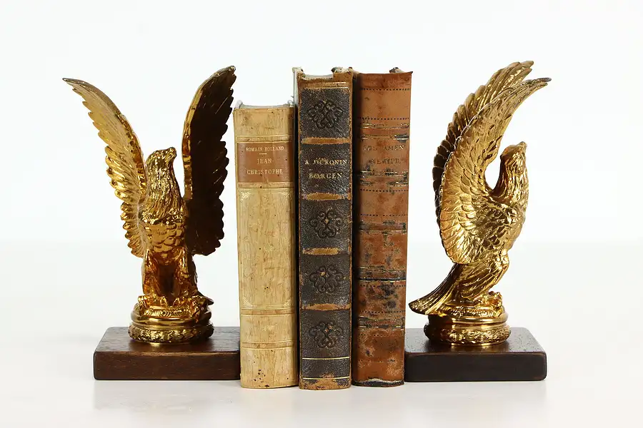 Main image of Pair of Bronze Finish Vintage Eagles, Bookends, Mahogany Bases