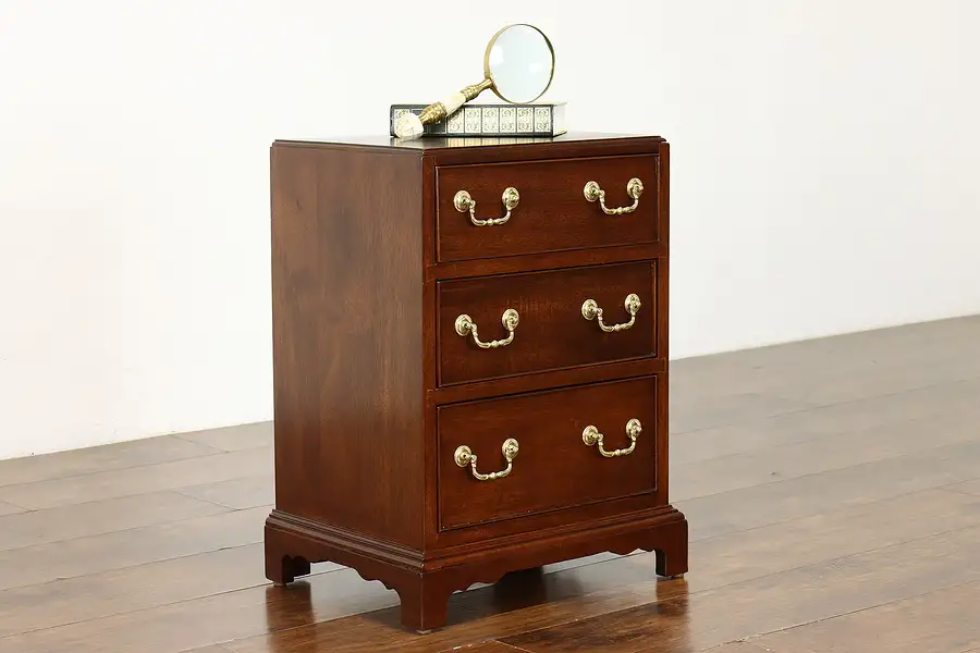 Main image of Georgian Vintage Small Mahogany Chest, End or Lamp Table Bartley