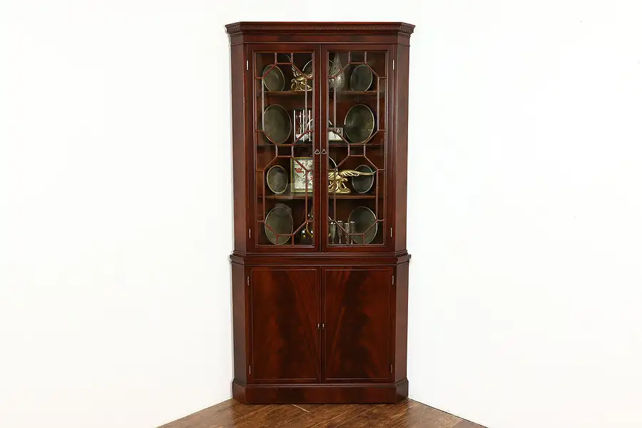 Main image of Traditional Georgian Style Vintage Mahogany Corner Cabinet or Cupboard