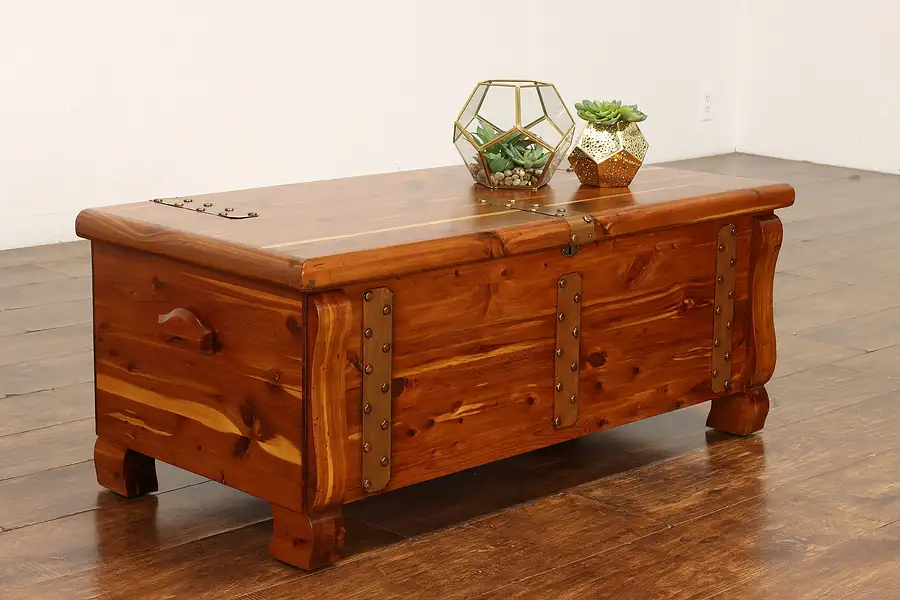 Main image of Farmhouse Vintage Cedar Blanket Chest, Trunk, Coffee Table, Hill-Hoel