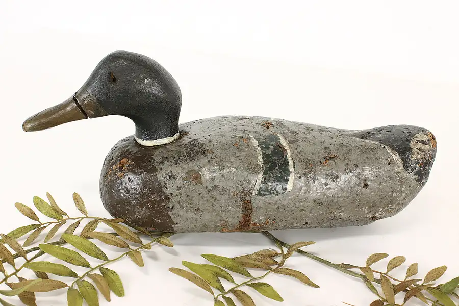 Main image of Farmhouse Carved Folk Art Antique Duck Decoy Cork Sculpture