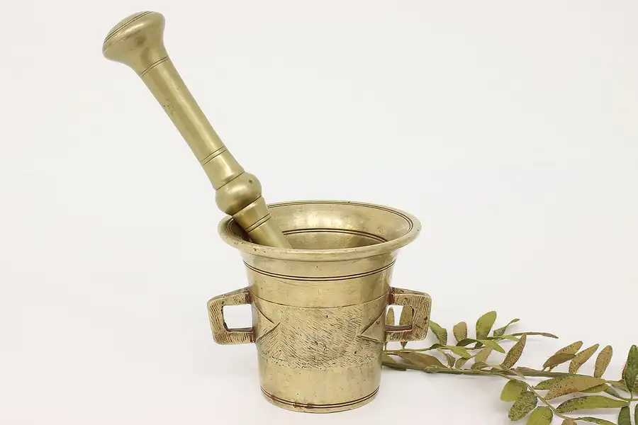 Main image of Brass Antique Apothecary Drug or Spice Grinding Mortar & Pestle