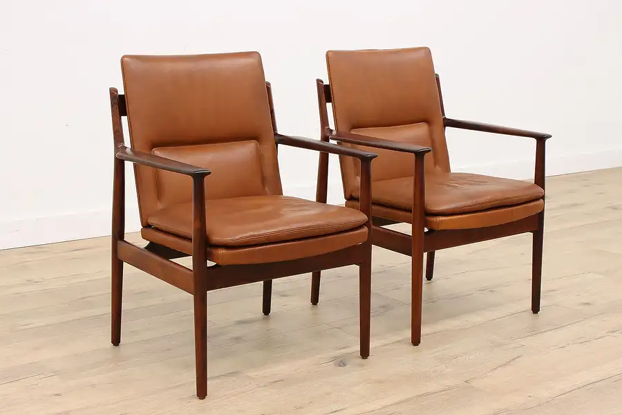 Main image of Pair of Midcentury Modern Rosewood & Leather Chairs, Arne Vodder, Sibast