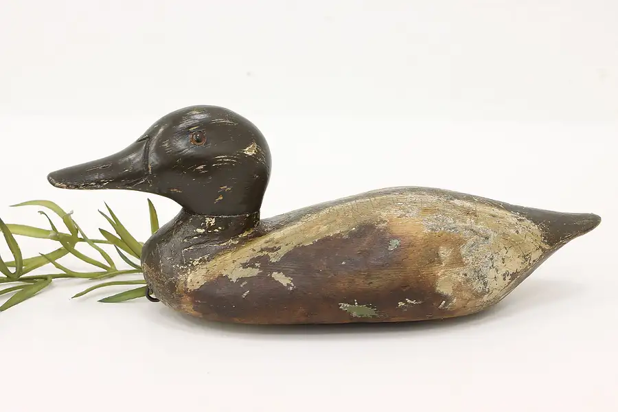 Main image of Farmhouse Carved Folk Art Vintage Painted Duck Decoy Sculpture