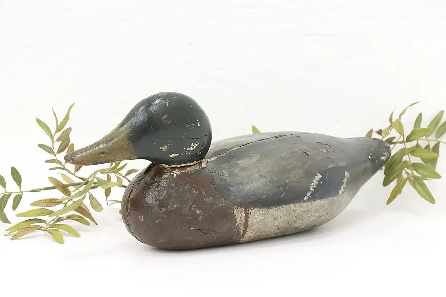 Main image of Farmhouse Carved Folk Art Vintage Painted Duck Decoy Sculpture