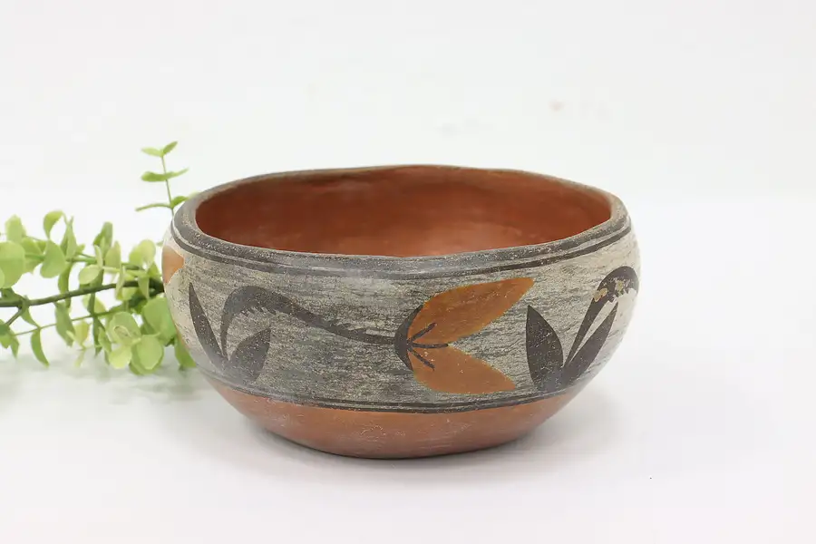 Main image of Native American Antique Santo Domingo Pueblo Pottery Chili Bowl