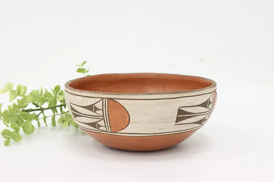 Main image of Native American Antique Santo Domingo Pueblo Pottery Chili Bowl