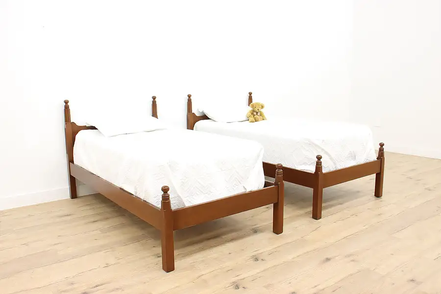 Main image of Pair of Vintage Mahogany Twin or Single Beds, Kittinger Williamsburg