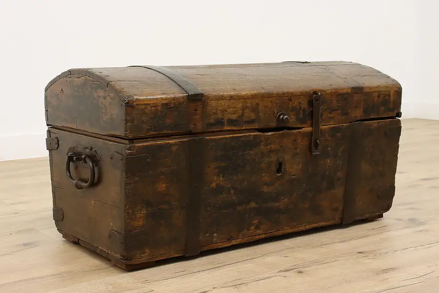 Main image of Farmhouse Country Pine Antique 1840s Immigrant Trunk or Blanket Chest