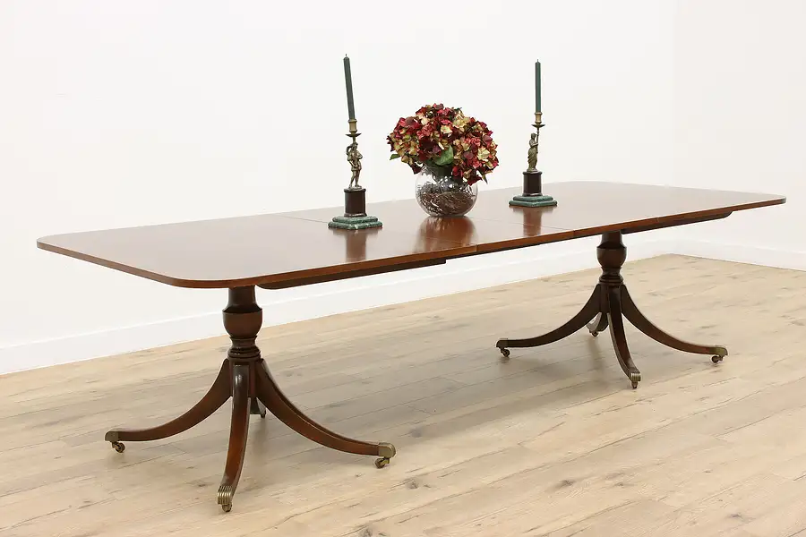 Main image of Georgian Design Vintage Banded Mahogany Dining Table, 2 Leaves, Kittinger