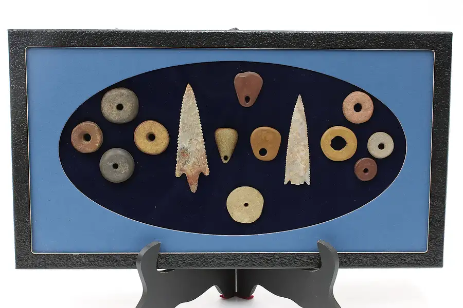 Main image of Set of 14 Antique African Artifacts, Stone Points, Spear or Arrowheads