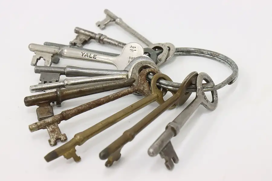 Main image of Set of 11 Antique Skeleton Keys on Ring