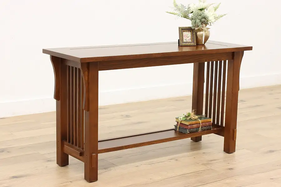 Main image of Arts & Crafts Mission Oak Design Vintage Sofa or Hall Console Table