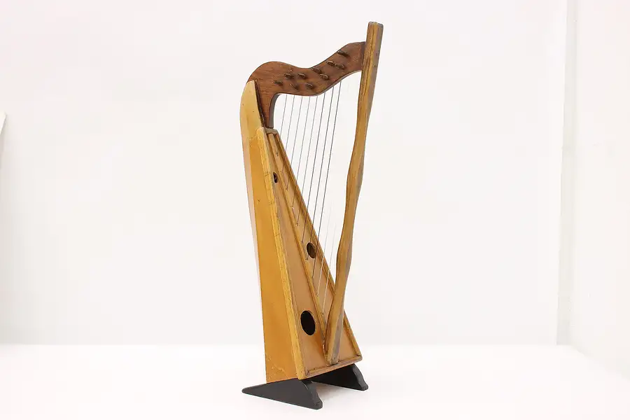 Main image of Tabletop Vintage 10 String Folk Harp