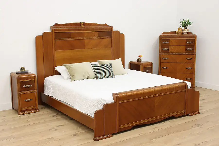 Main image of Art Deco Waterfall 4 Pc. Vintage Bedroom Set, King Size Bed