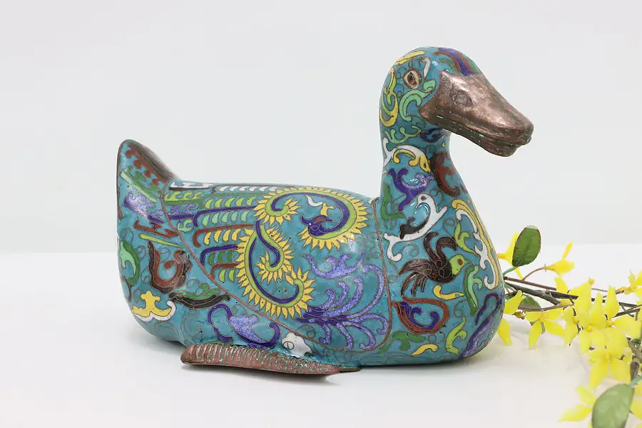 Main image of Chinese Traditional Vintage Cloisonne Enamel Duck Sculpture