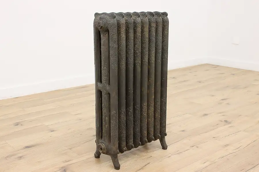 Main image of Victorian Antique Cast Iron Salvage Radiator, American