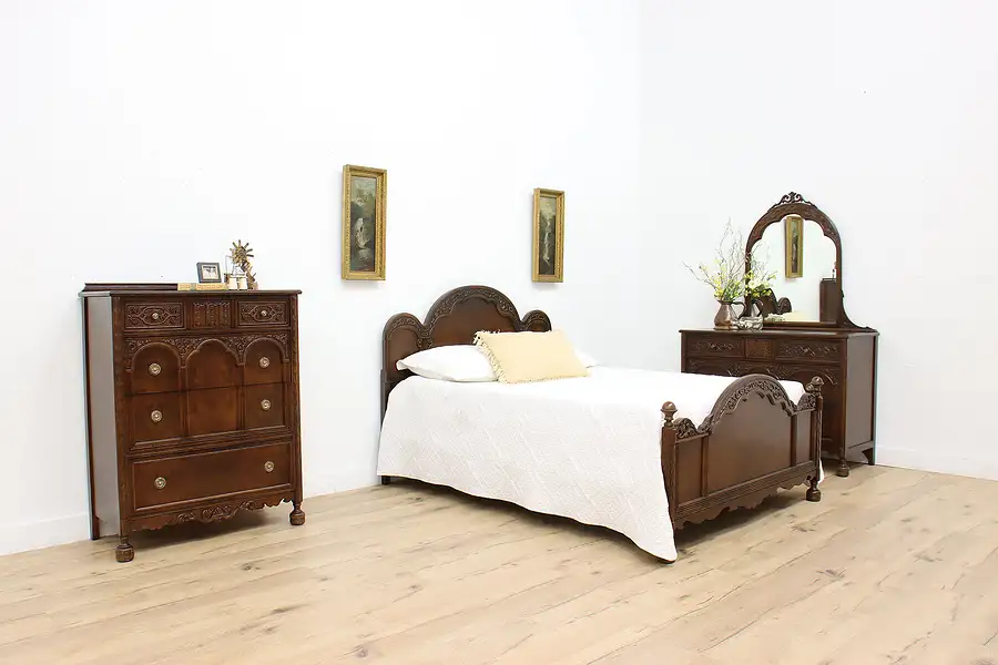 Main image of Tudor Antique Carved Oak 3 pc Bedroom Set, Full Size Bed