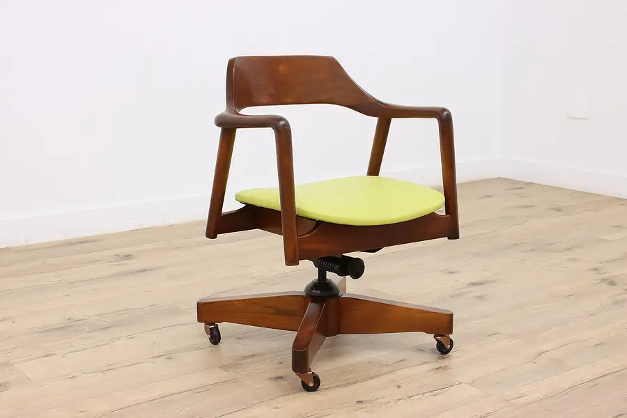 Main image of Midcentury Modern Vintage Swivel Desk Chair Leather Gunlocke