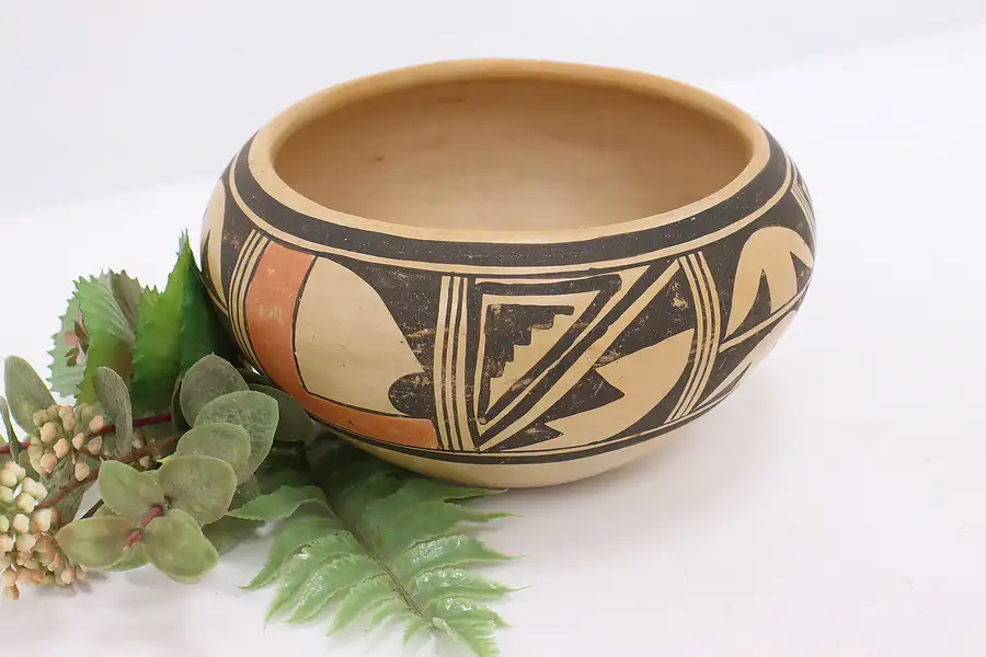 Main image of Native American Vintage Hand Painted Pottery Chili Bowl