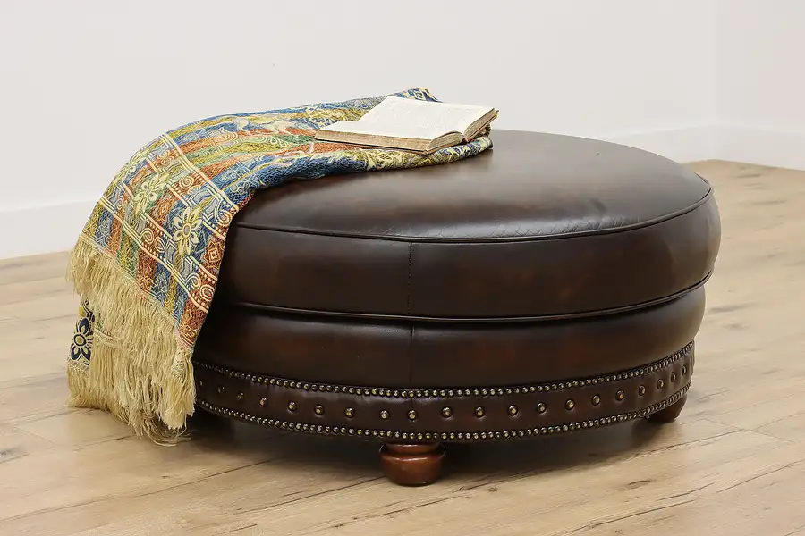 Main image of Traditional Design Vintage Leather Round Ottoman, Flexsteel