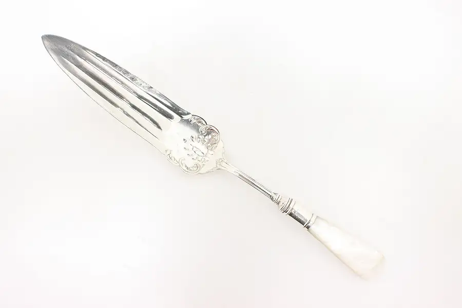 Main image of Victorian Antique Pastry or Cake Server, Pearl Handle