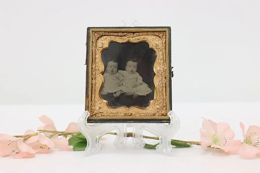 Main image of Victorian Antique 1840s Daguerreotype Photograph Twin Babies