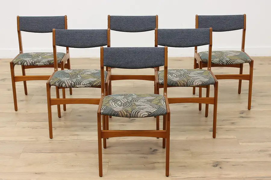 Main image of Set of 6 Midcentury Modern Vintage Danish Teak Dining Chairs