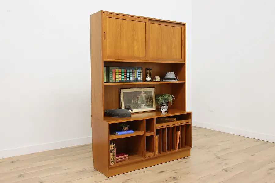 Main image of Danish Midcentury Modern Vintage Bookcase or Bar, Hundevad