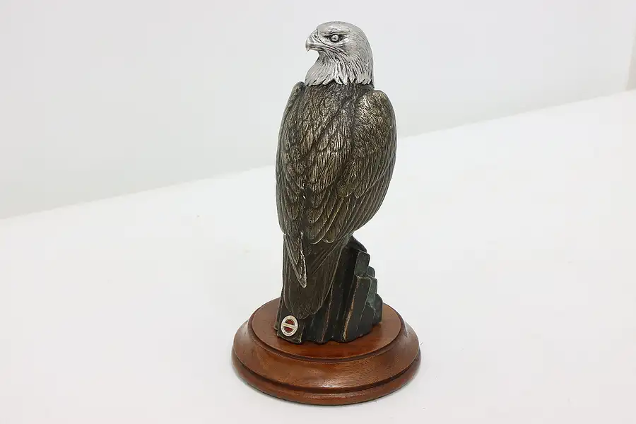 Main image of Bronze Vintage Bald Eagle Sculpture Walnut Base Don Sommer