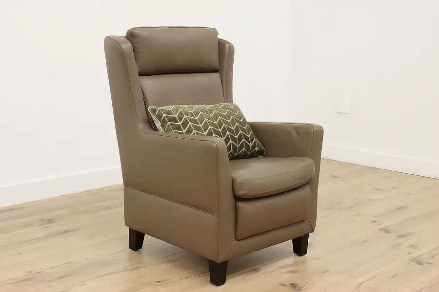 Main image of Royal Vintage Traditional Tan Leather Lounge Armchair