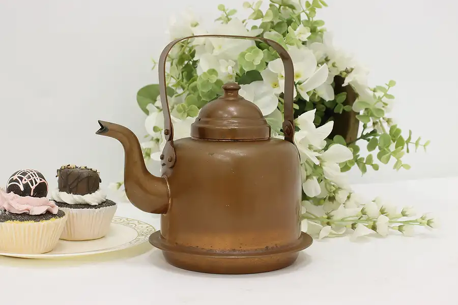 Main image of Farmhouse Antique Copper Kitchen Tea Pot or Kettle, Finland