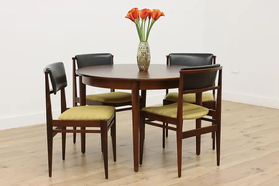 Main image of Midcentury Modern Rosewood Dining Table & 4 Chairs, Mahjong