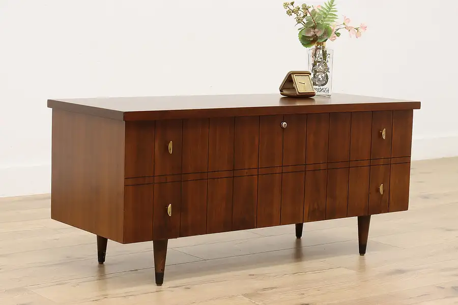 Main image of Midcentury Modern Vintage Cedar Lined Blanket Chest, Lane